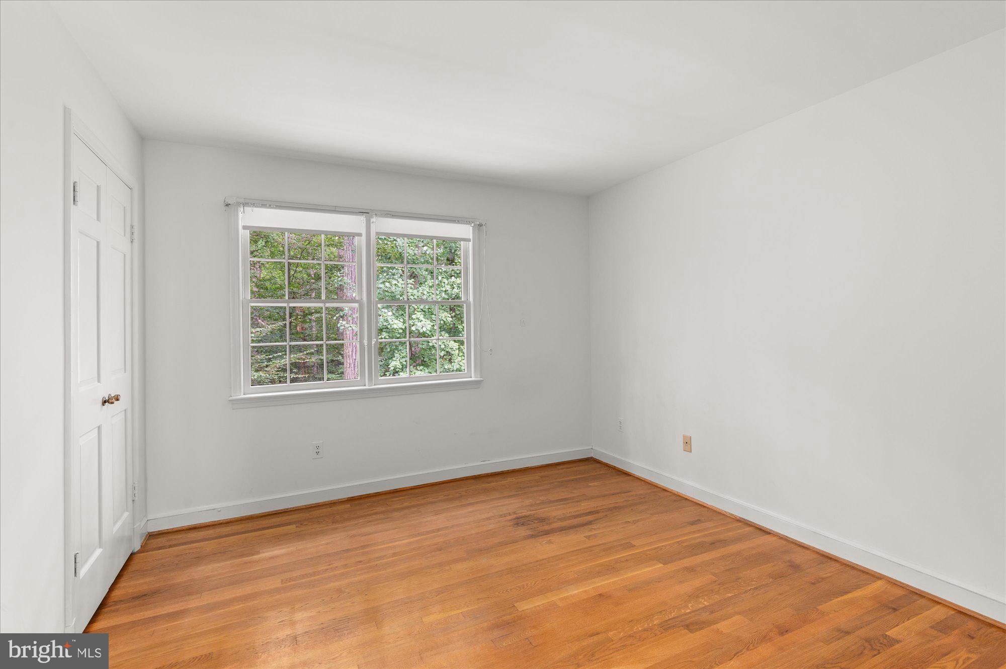 MCAULEY PARK - Residential