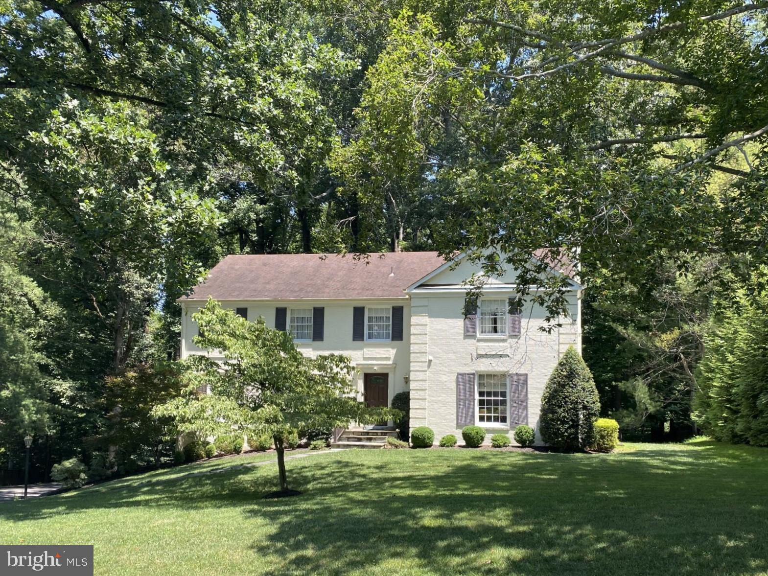 MCAULEY PARK - Residential