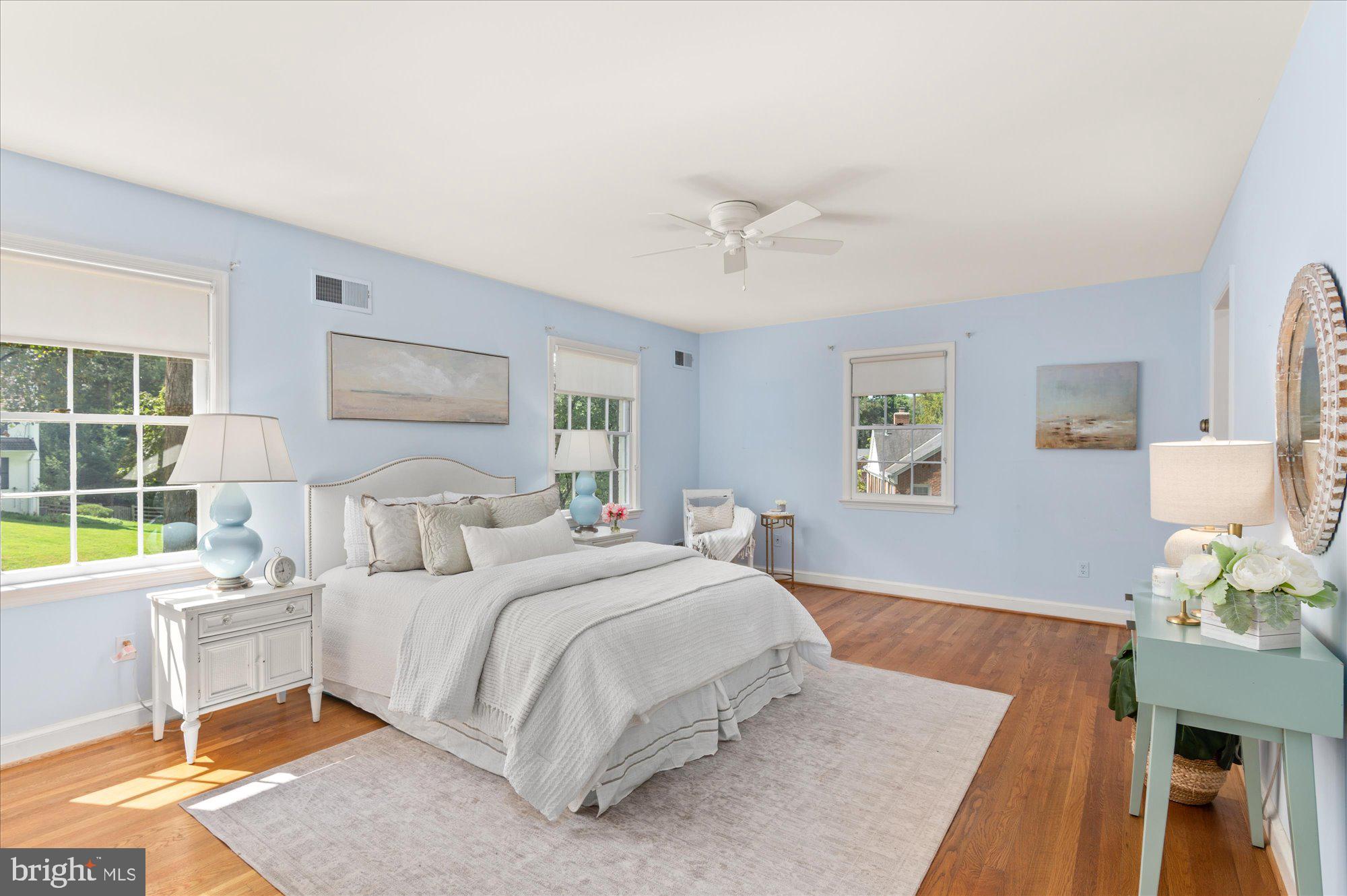 MCAULEY PARK - Residential