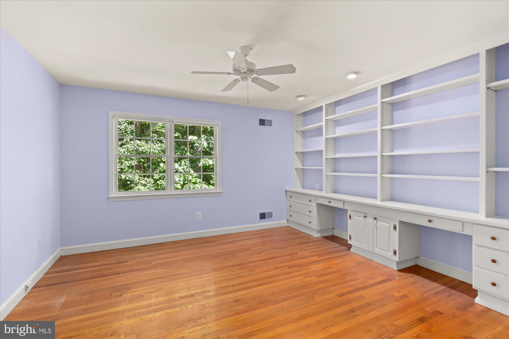 MCAULEY PARK - Residential