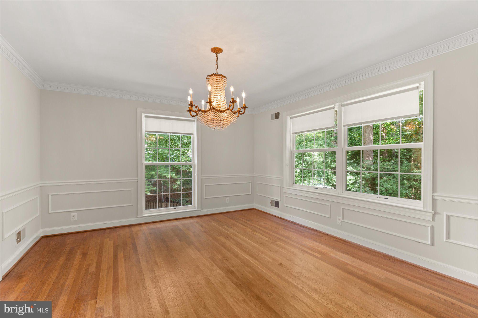 MCAULEY PARK - Residential