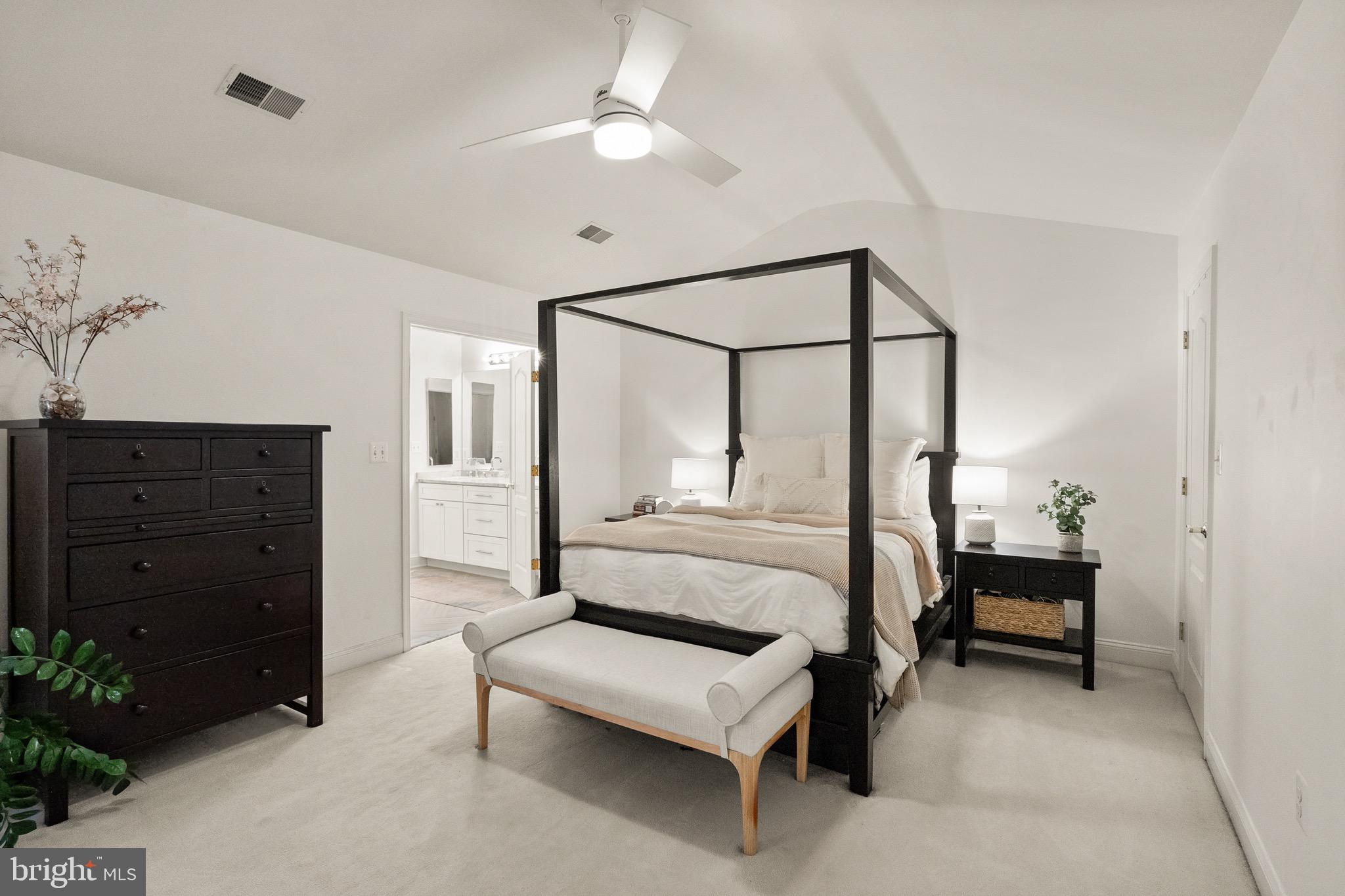 CYRANDALL VALLEY - Residential