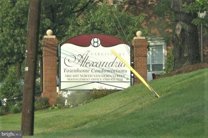 PARKSIDE AT ALEXANDRIA - Residential