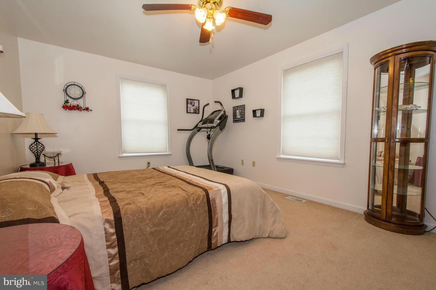 FOREST GREEN - Residential