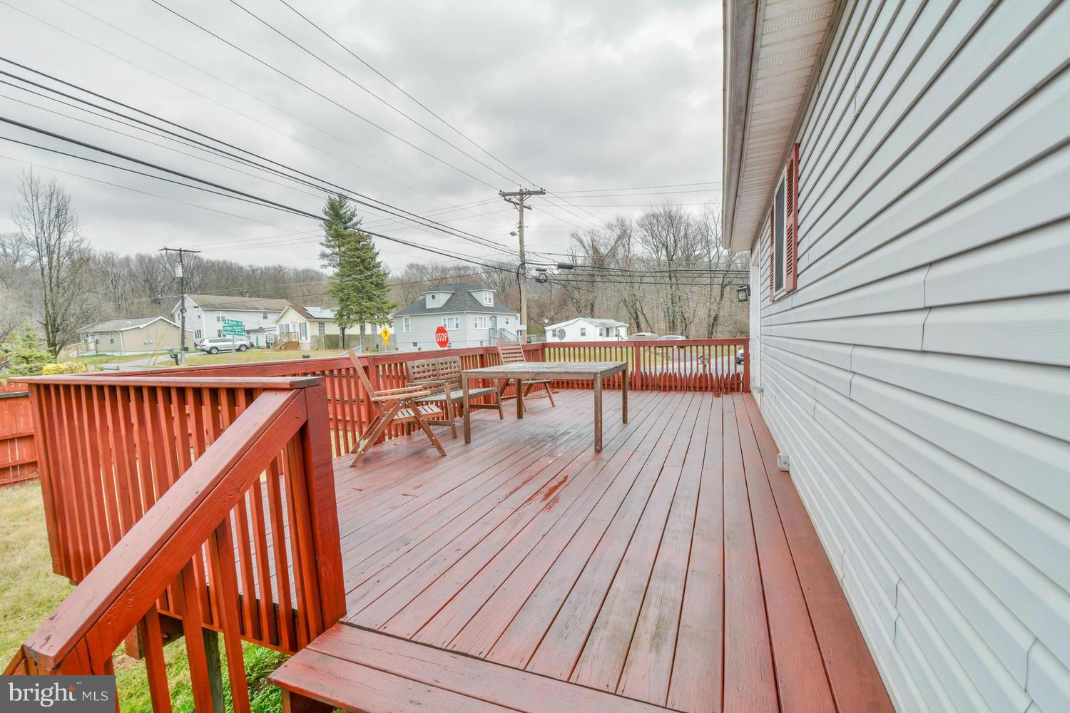 FOREST GREEN - Residential