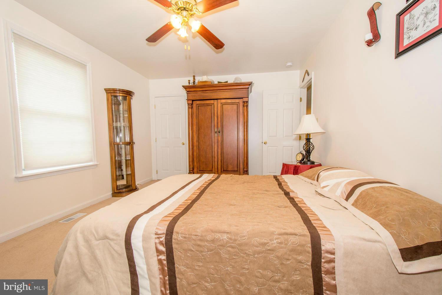 FOREST GREEN - Residential