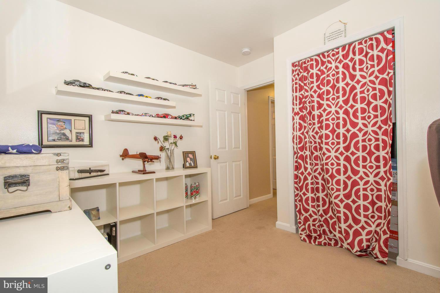 FOREST GREEN - Residential