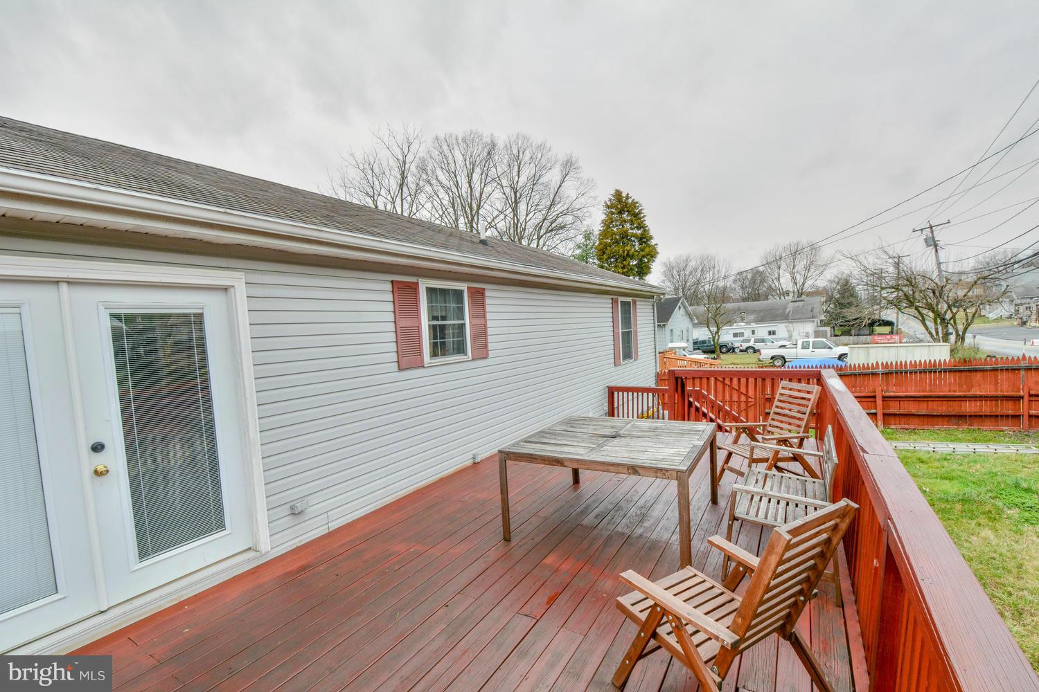 FOREST GREEN - Residential