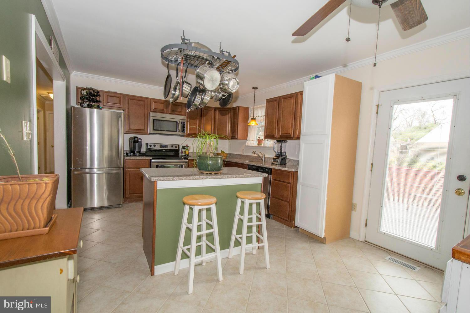 FOREST GREEN - Residential