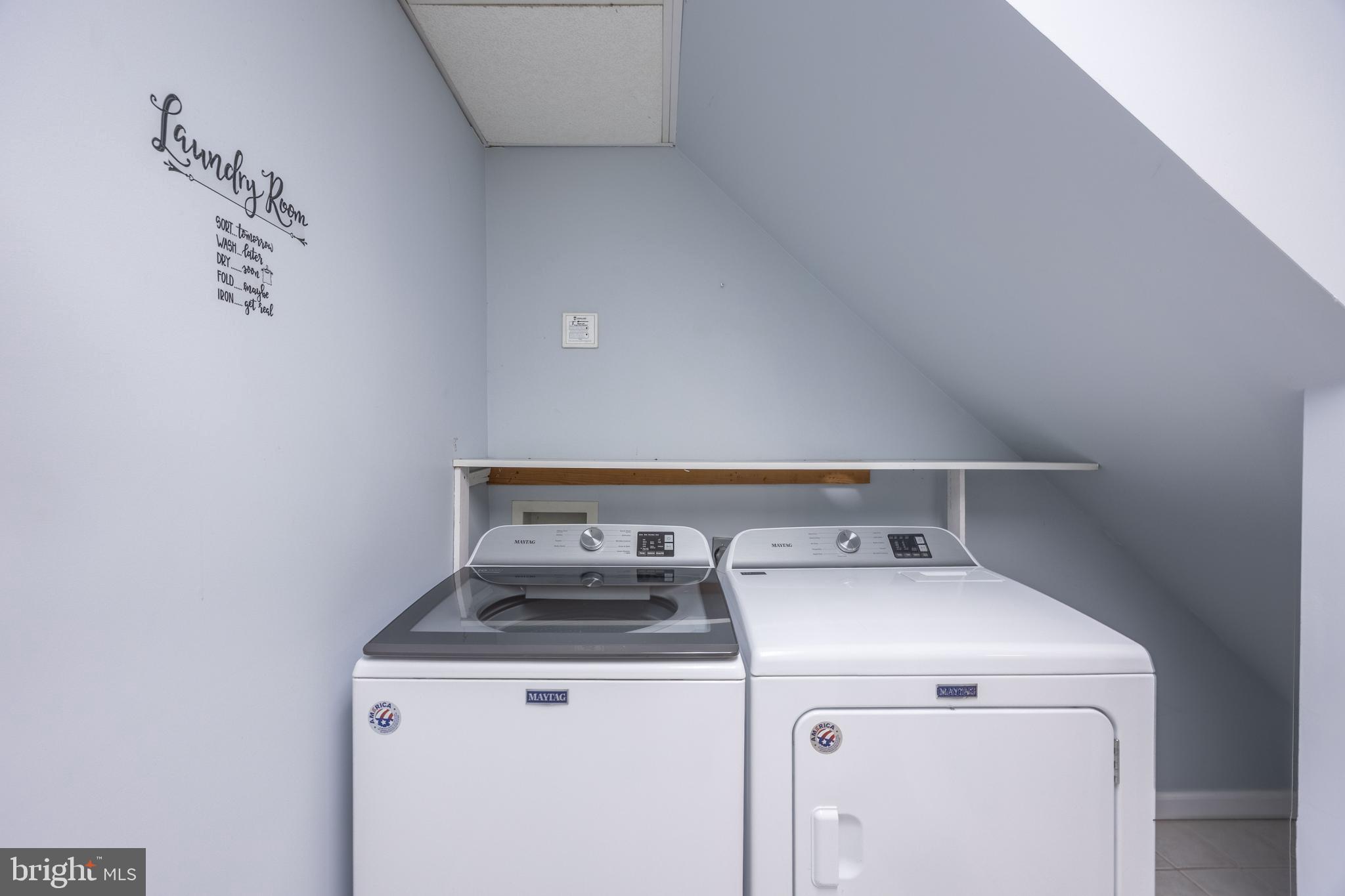 ROYAL EXCHANGE - Residential