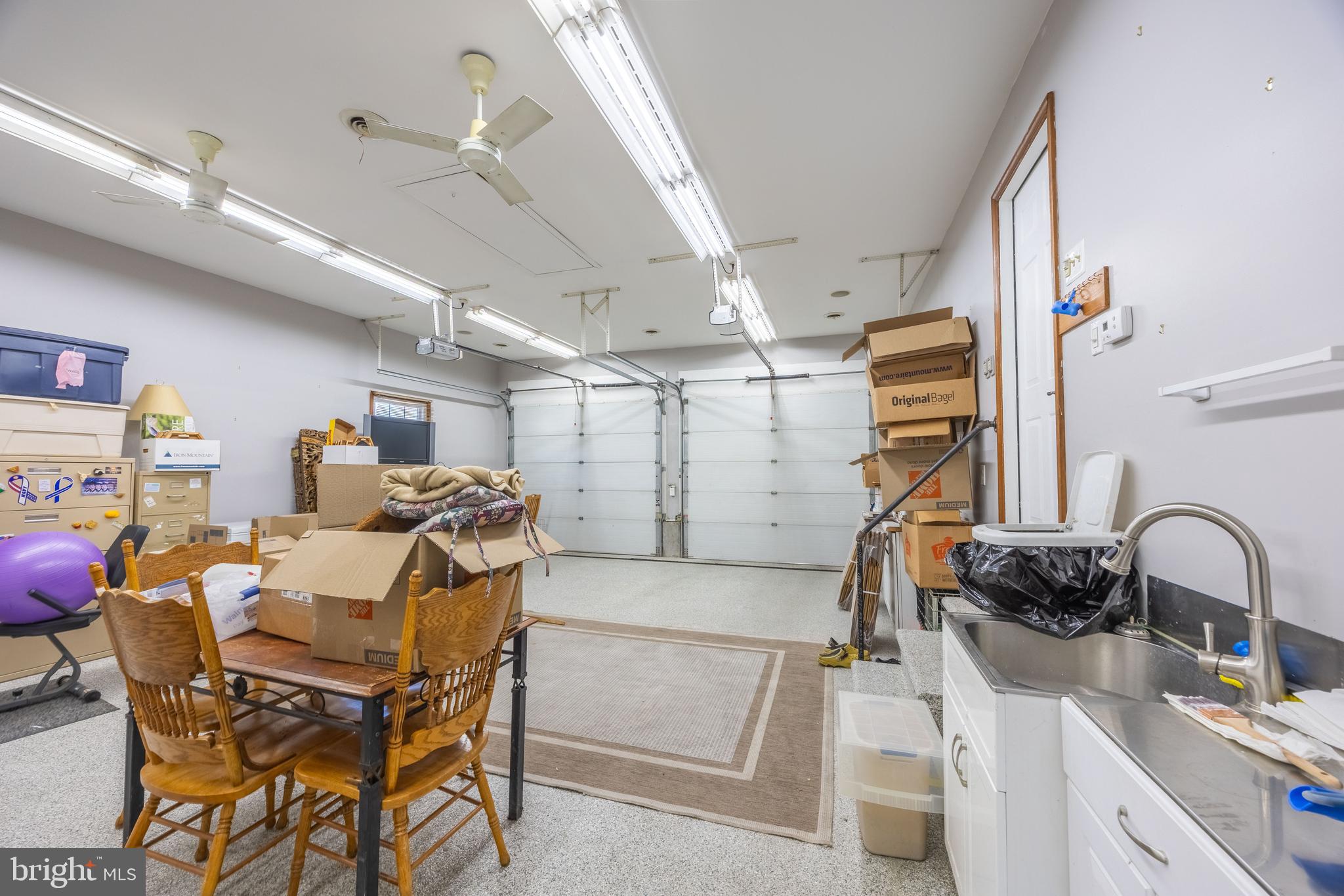 ROYAL EXCHANGE - Residential