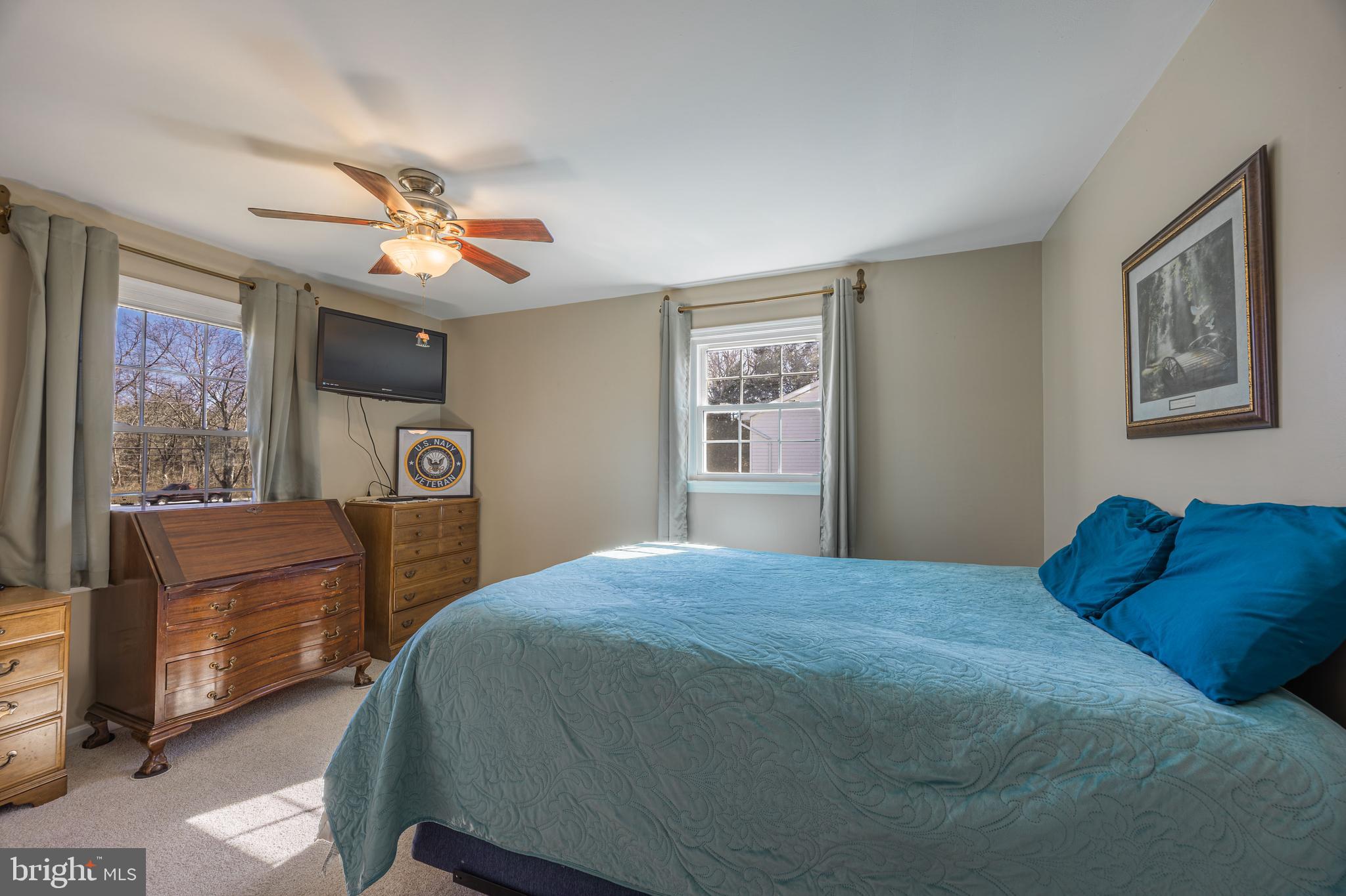 ROYAL EXCHANGE - Residential