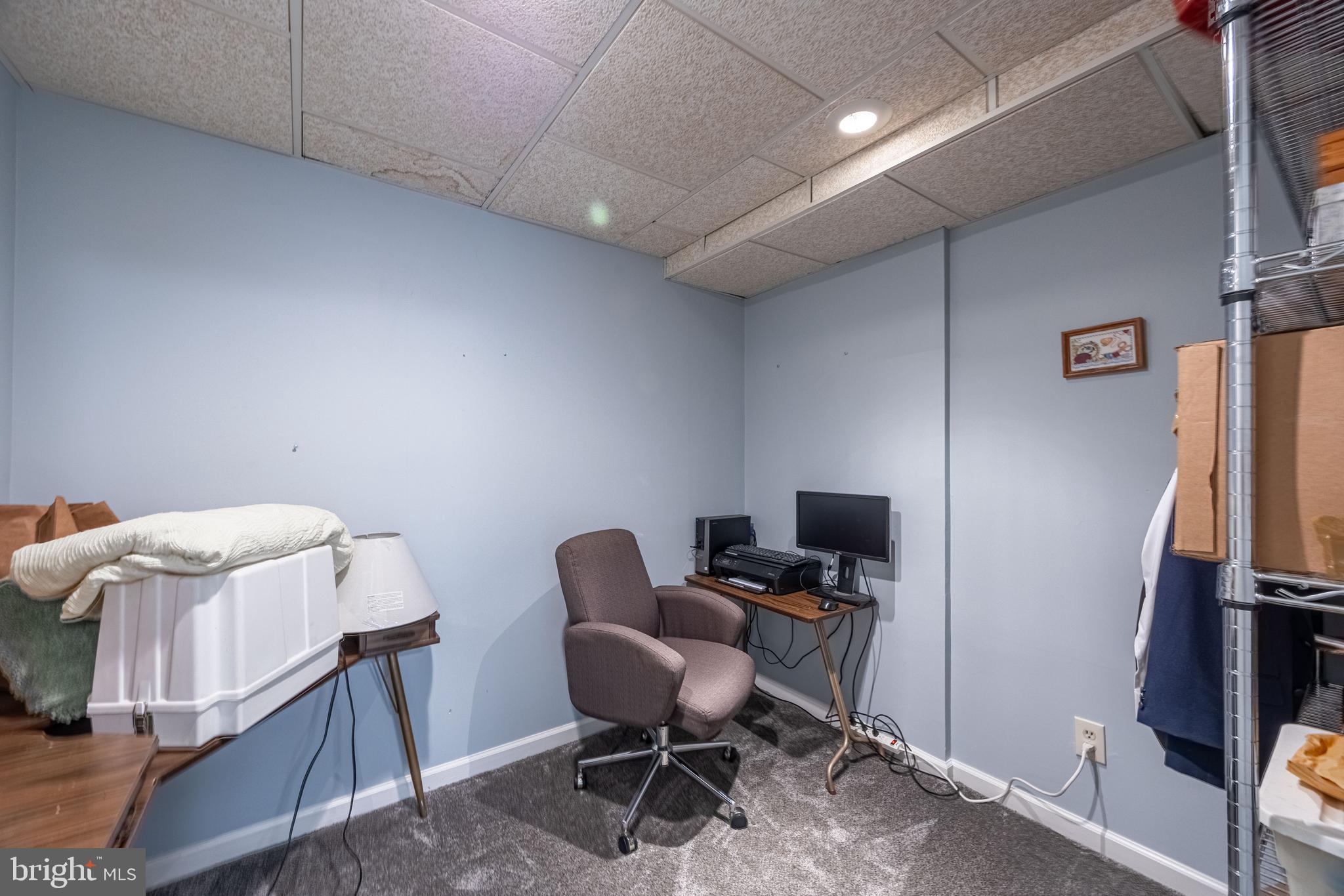 ROYAL EXCHANGE - Residential