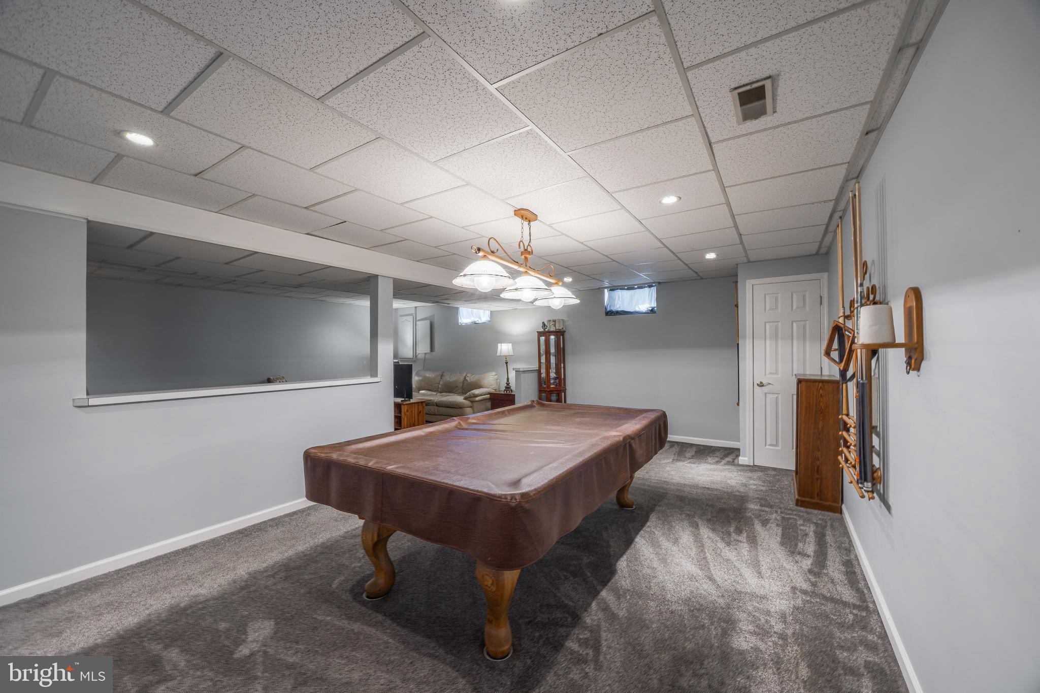 ROYAL EXCHANGE - Residential