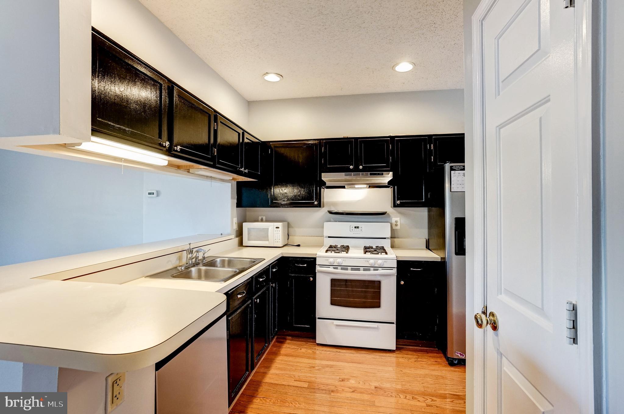 PENDERBROOK - Residential Lease