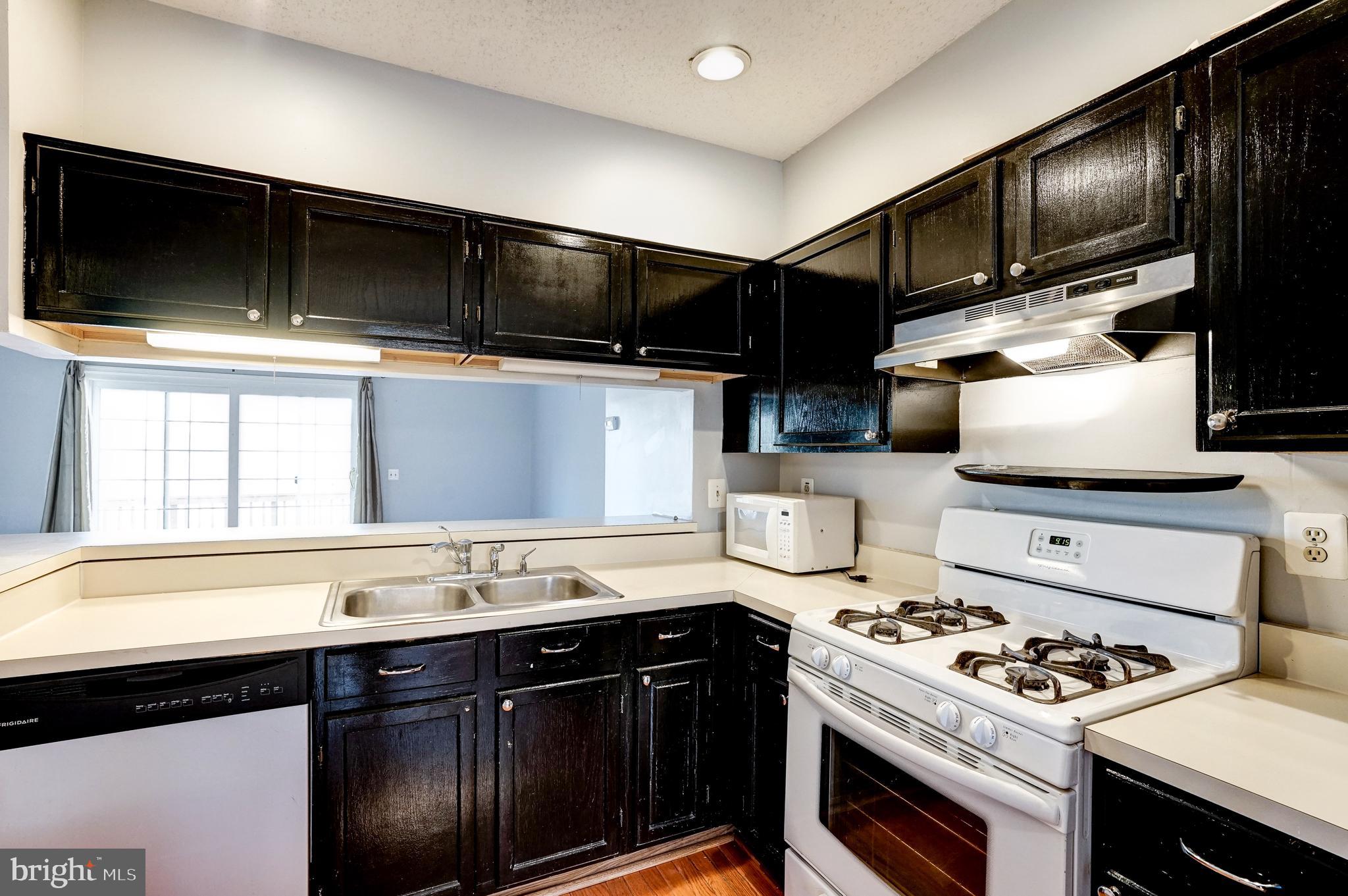 PENDERBROOK - Residential Lease