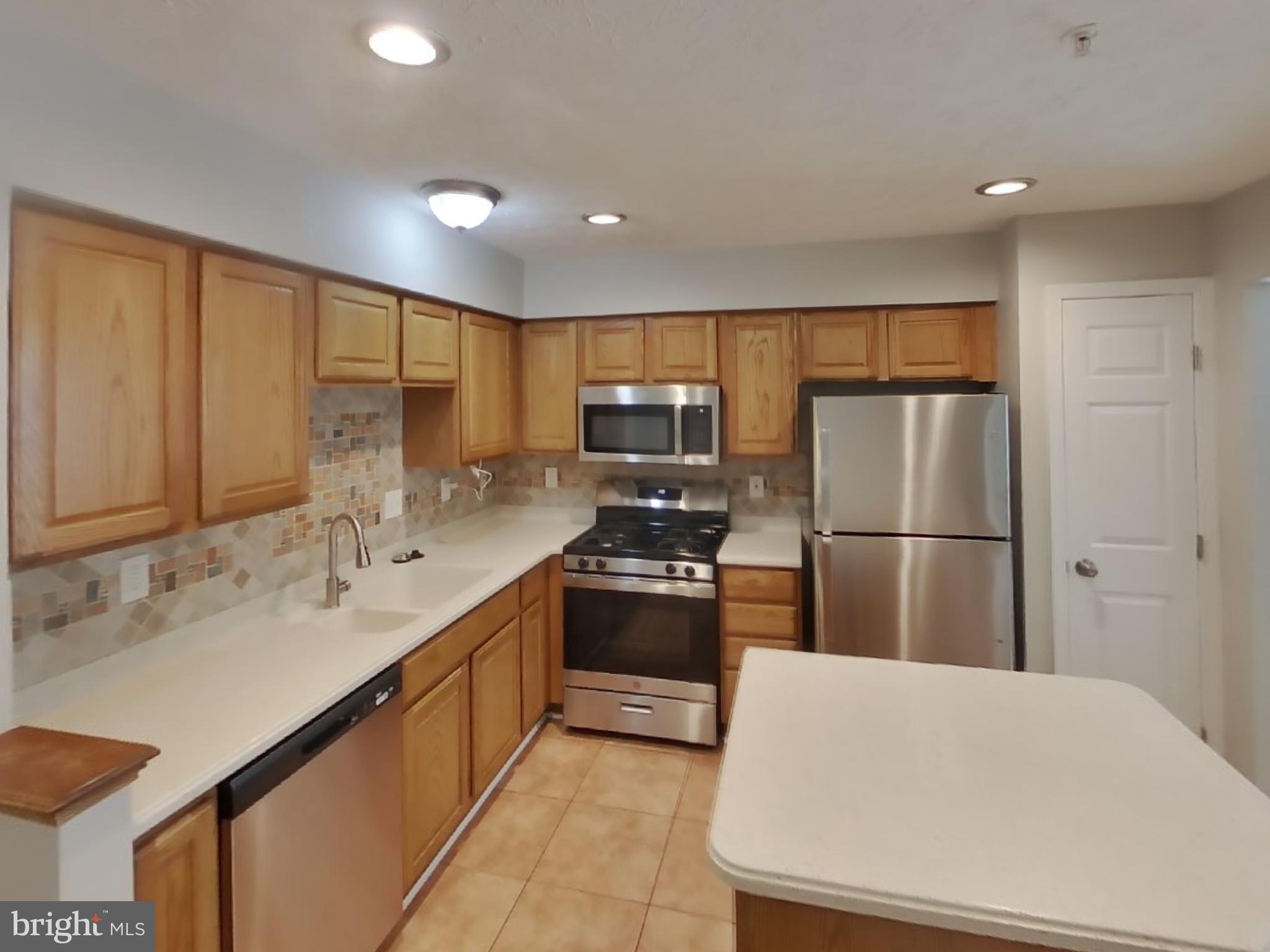 OWINGS MILLS - Residential Lease