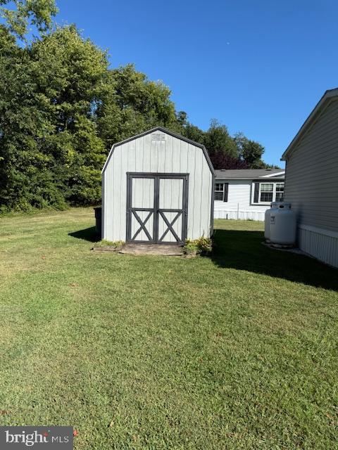 LAKESIDE VILLAGE - Residential