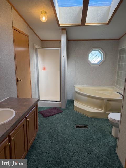 LAKESIDE VILLAGE - Residential