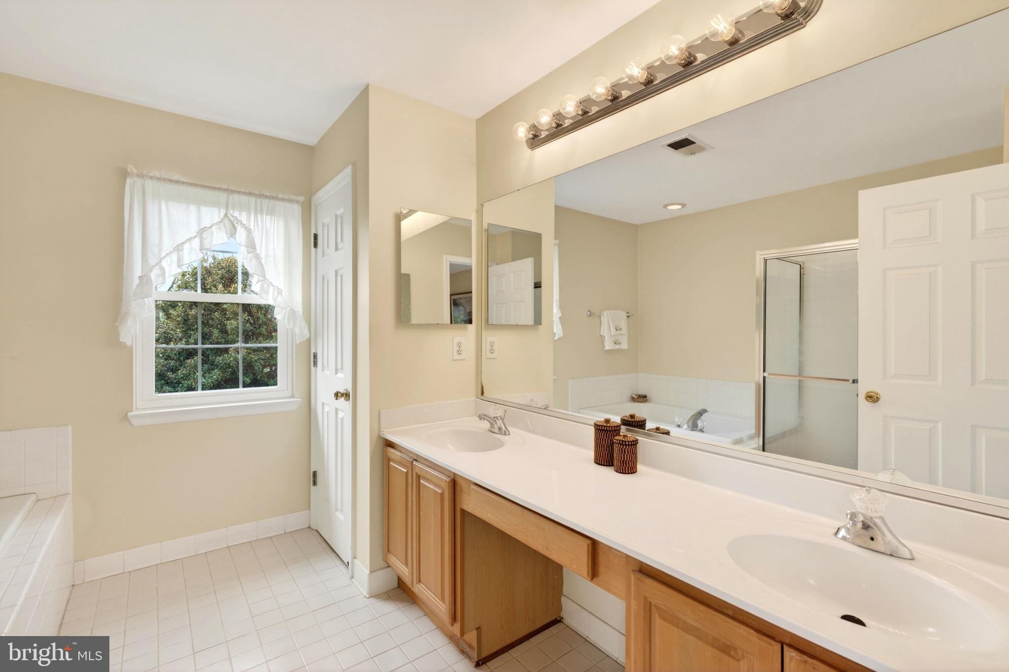 CARRIAGE MILL FARMS - Residential