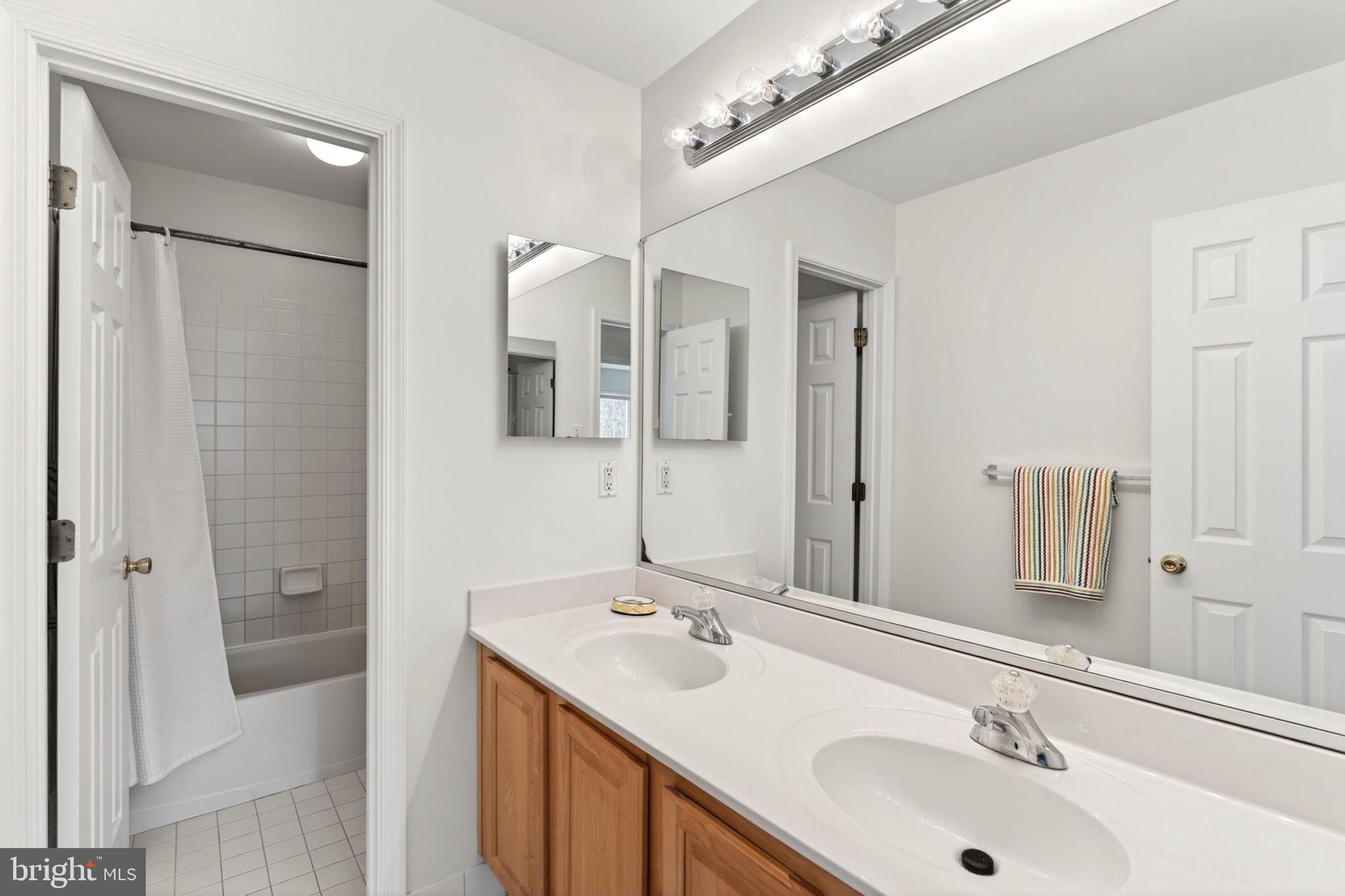 CARRIAGE MILL FARMS - Residential