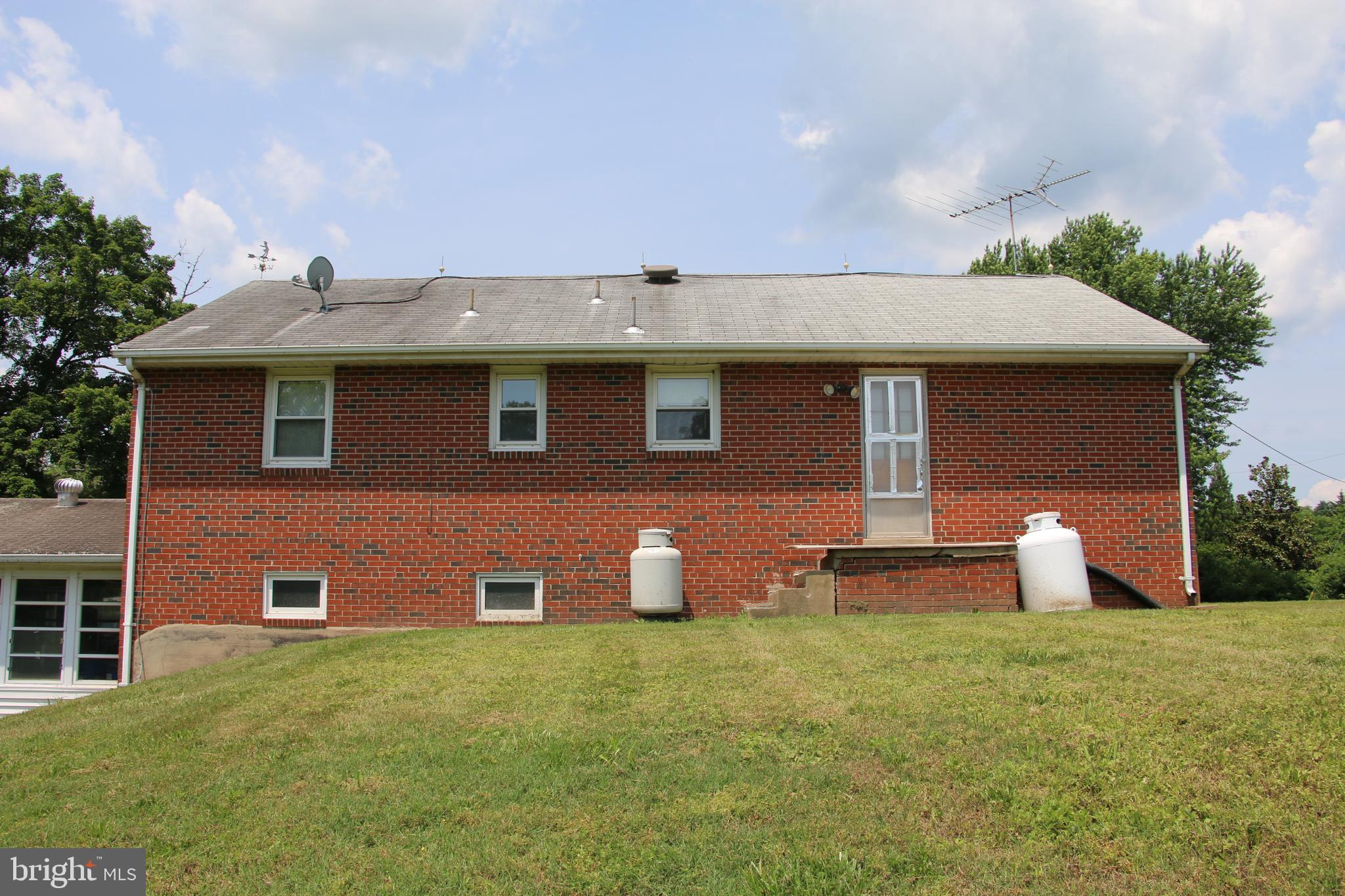 24118 TRAILHEAD DRIVE