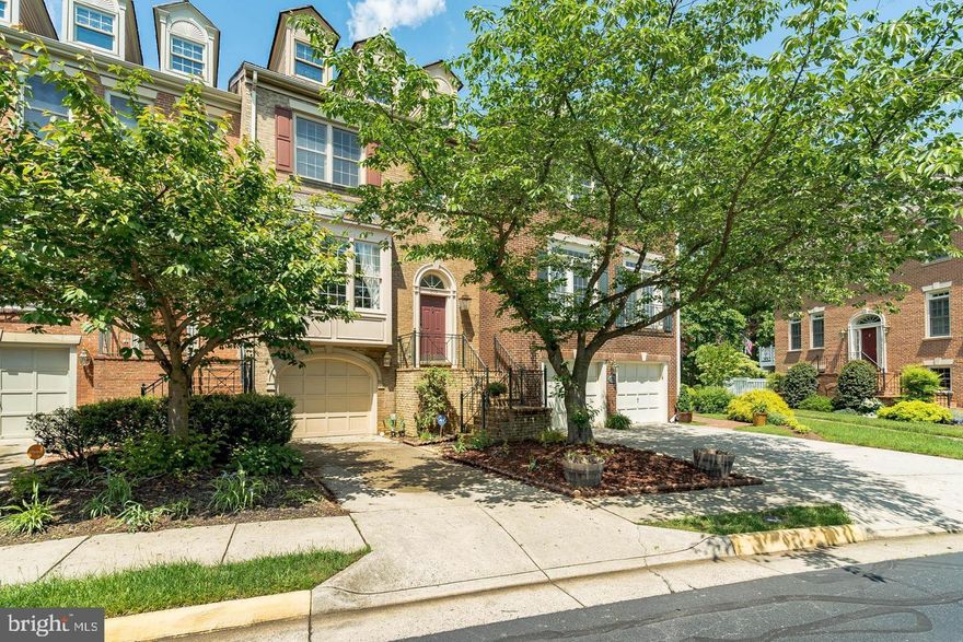 Beautiful 3BR, 3.5BA townhouse, well-constructed and backing to a wooded common area. Features include granite countertops, stainless steel appliances, and hardwood floors throughout the main and upper levels. The fully finished walk-out lower level includes a full bath and an accessible washer and dryer area, ideal for guests or a recreation room. Enjoy a fenced backyard offering plenty of privacy. Conveniently located near the Silver Line Metro, I-495, I-66, and the Mosaic District.