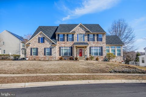Photo of 4401 Huntchase Drive, BOWIE, MD 20720 (MLS # MDPG2193644)