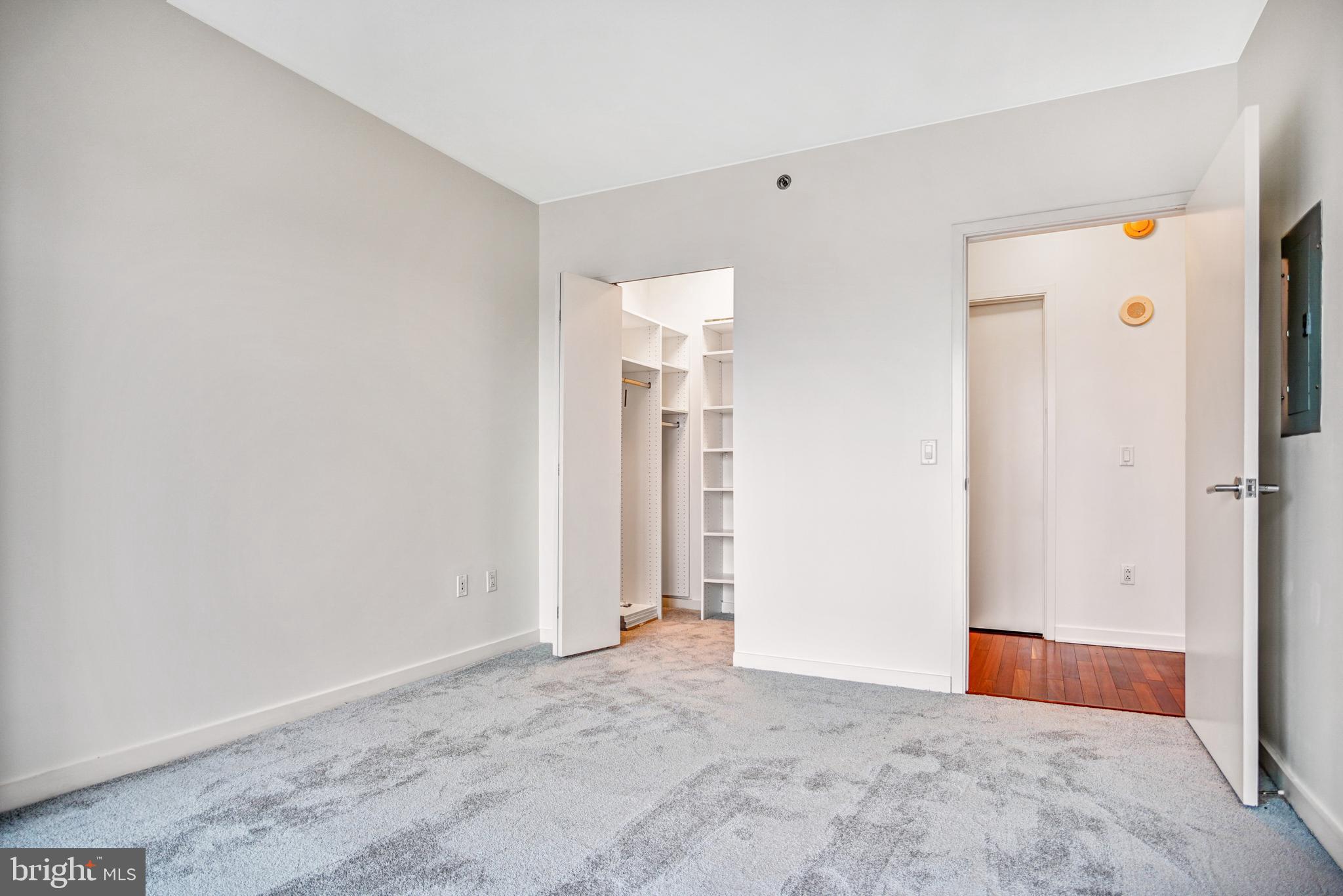 CENTER CITY - Residential