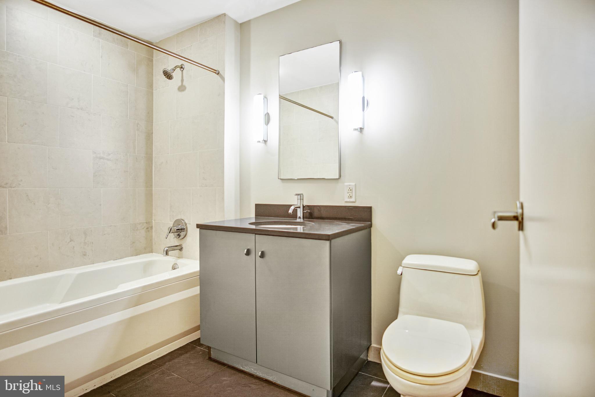 CENTER CITY - Residential