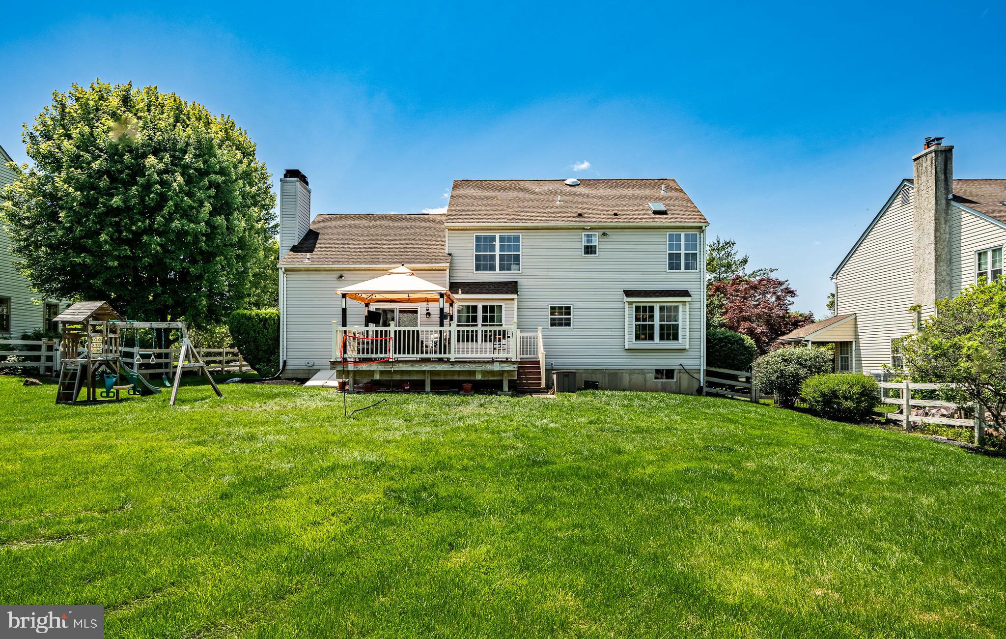 WARRINGTON OAKS - Residential