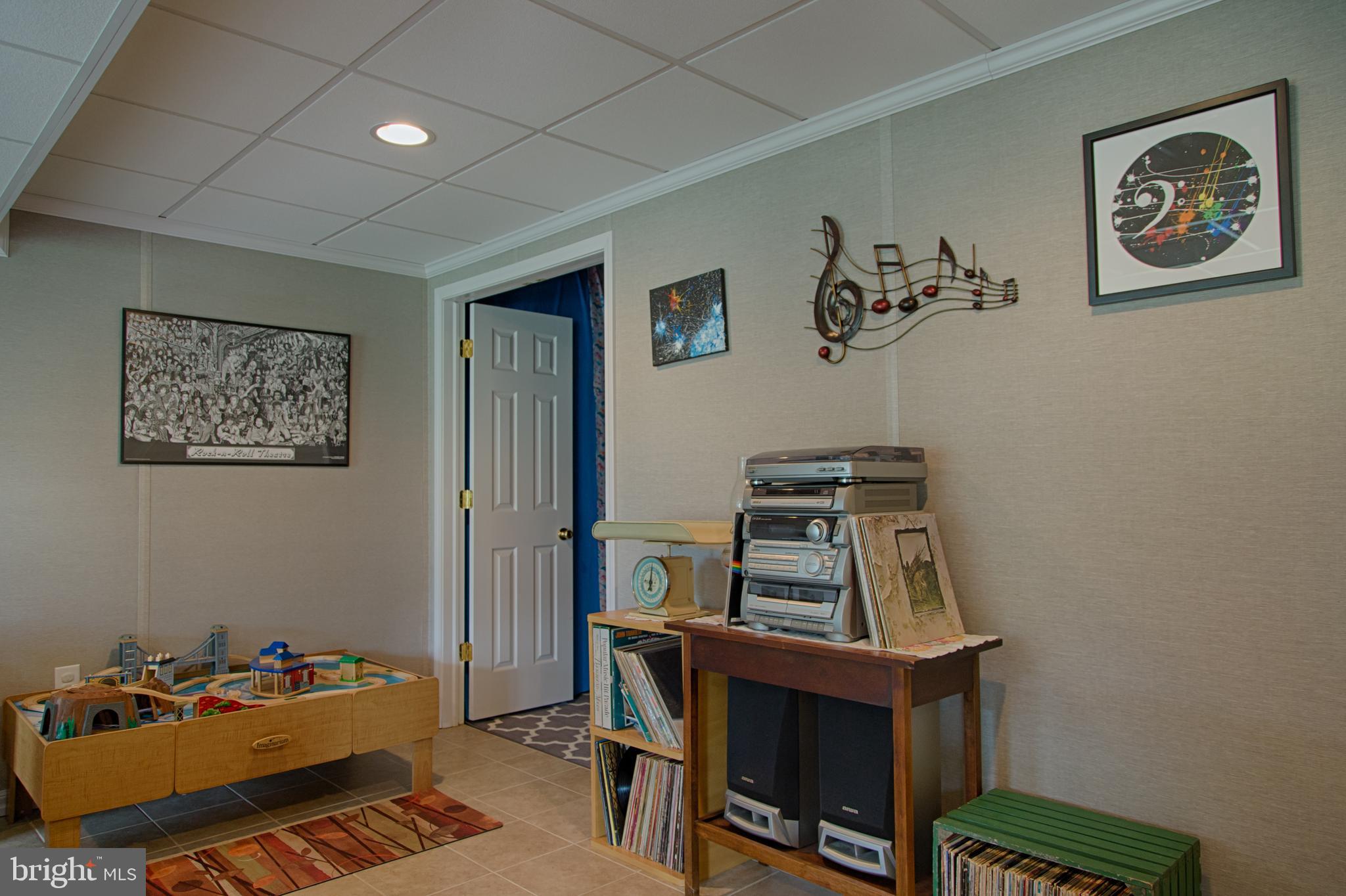 HAMMONDS MILL - Residential