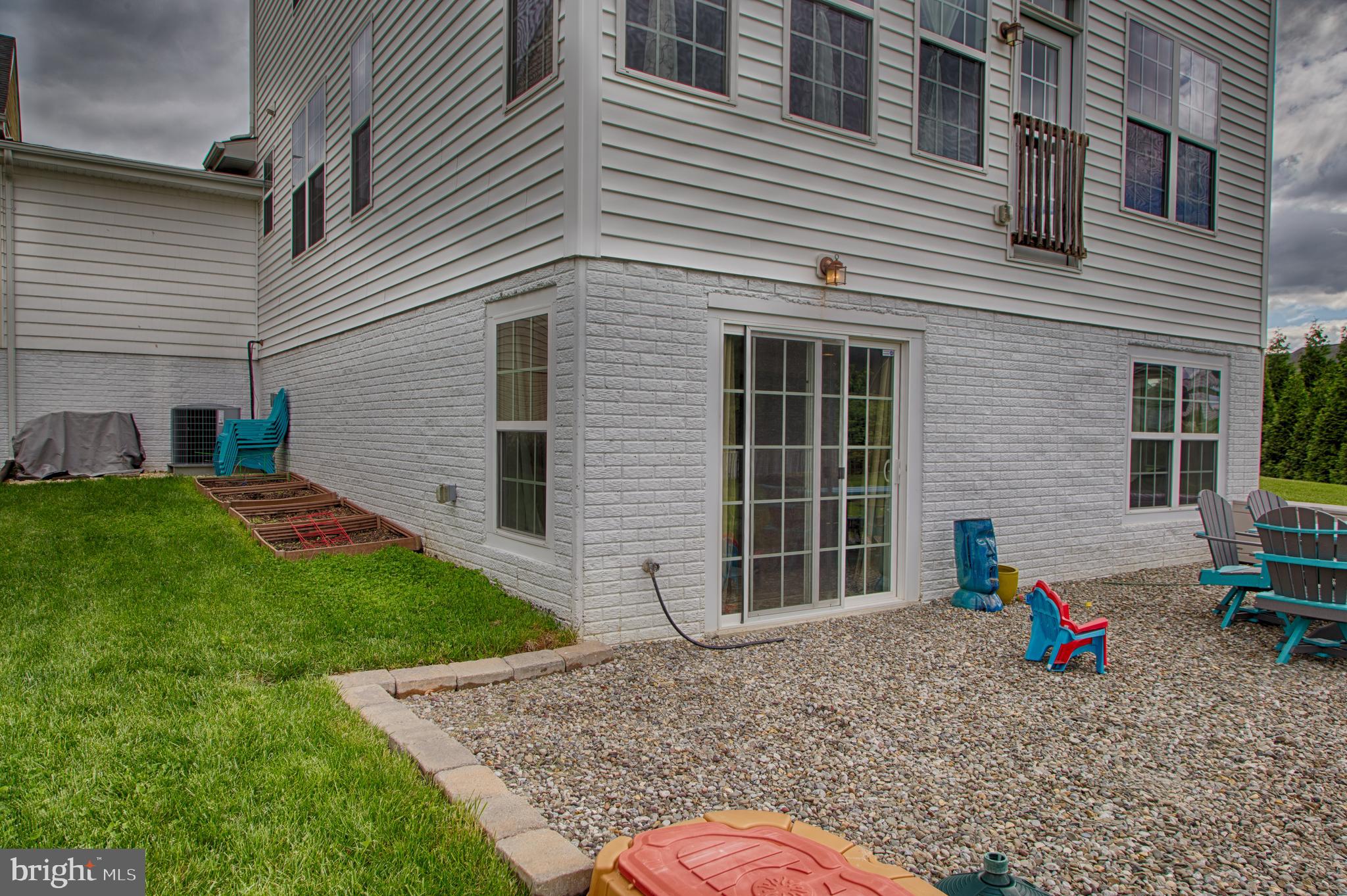 HAMMONDS MILL - Residential