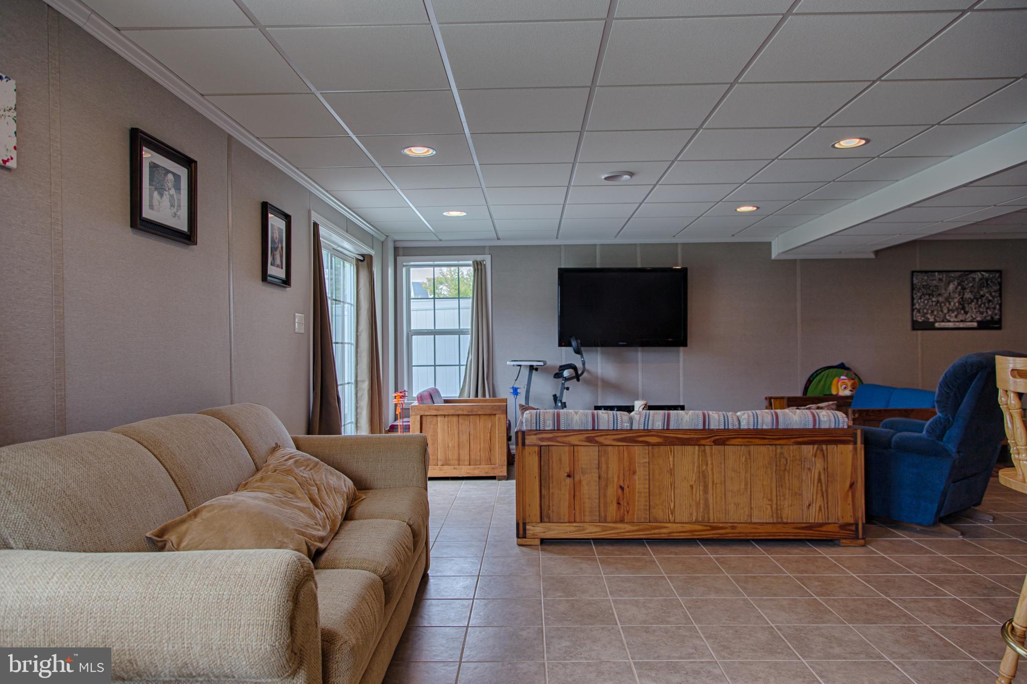 HAMMONDS MILL - Residential