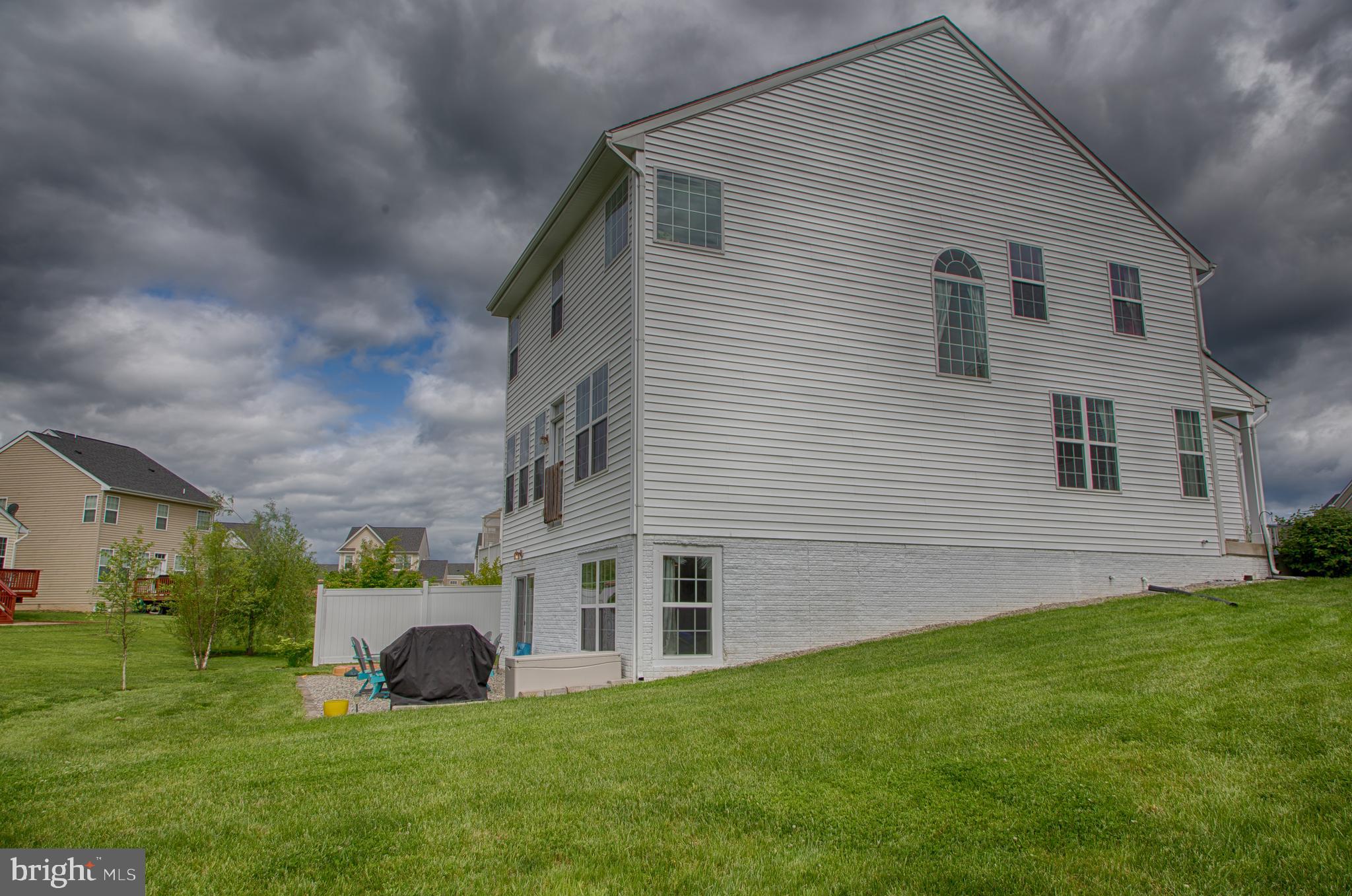 HAMMONDS MILL - Residential