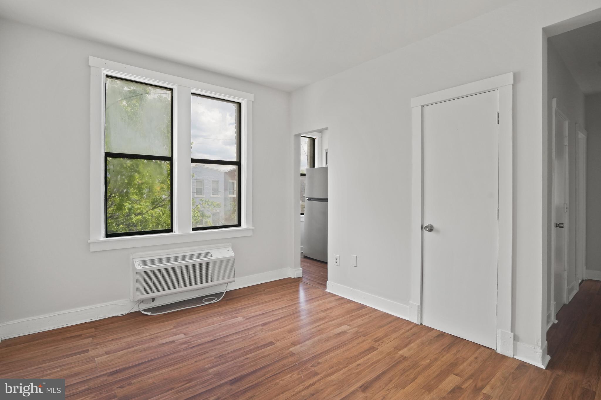 7 18TH STREET SE 208