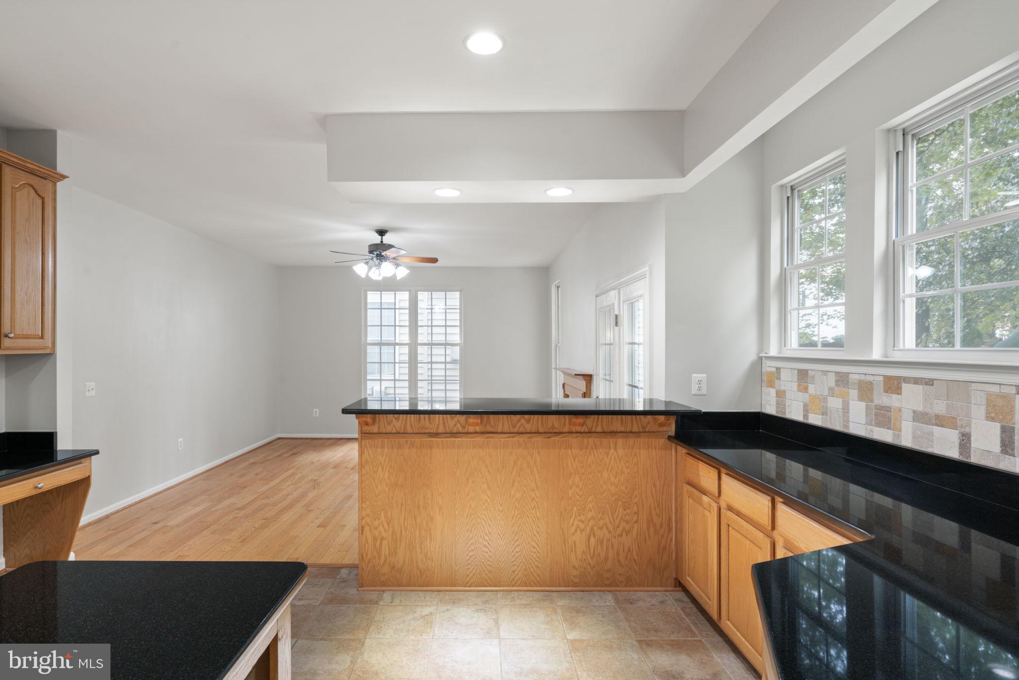 RIDGEFIELD VILLAGE - Residential