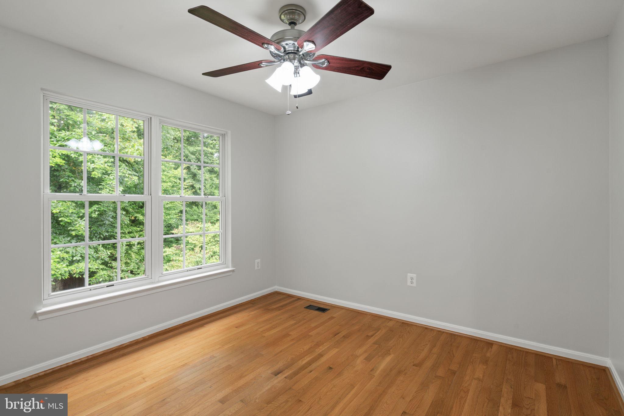 RIDGEFIELD VILLAGE - Residential