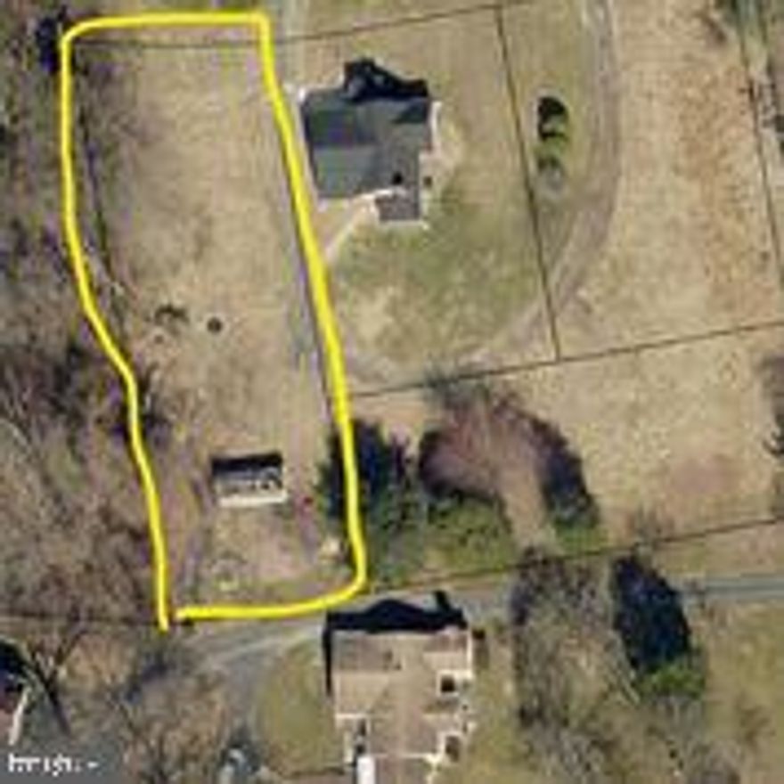 This Lot has access to public water and sewer, and has been approved by the county to build in the past. There’s also two other Lots adjacent to this one that is being Sold as well.

All due diligence is the responsibility of the buyer. This is an Assignment of Contract or Double close transaction. Cash Only 

EMD required to take off Market.
Buyer pays all closing and all transfer fees. Viewing by appointment only.