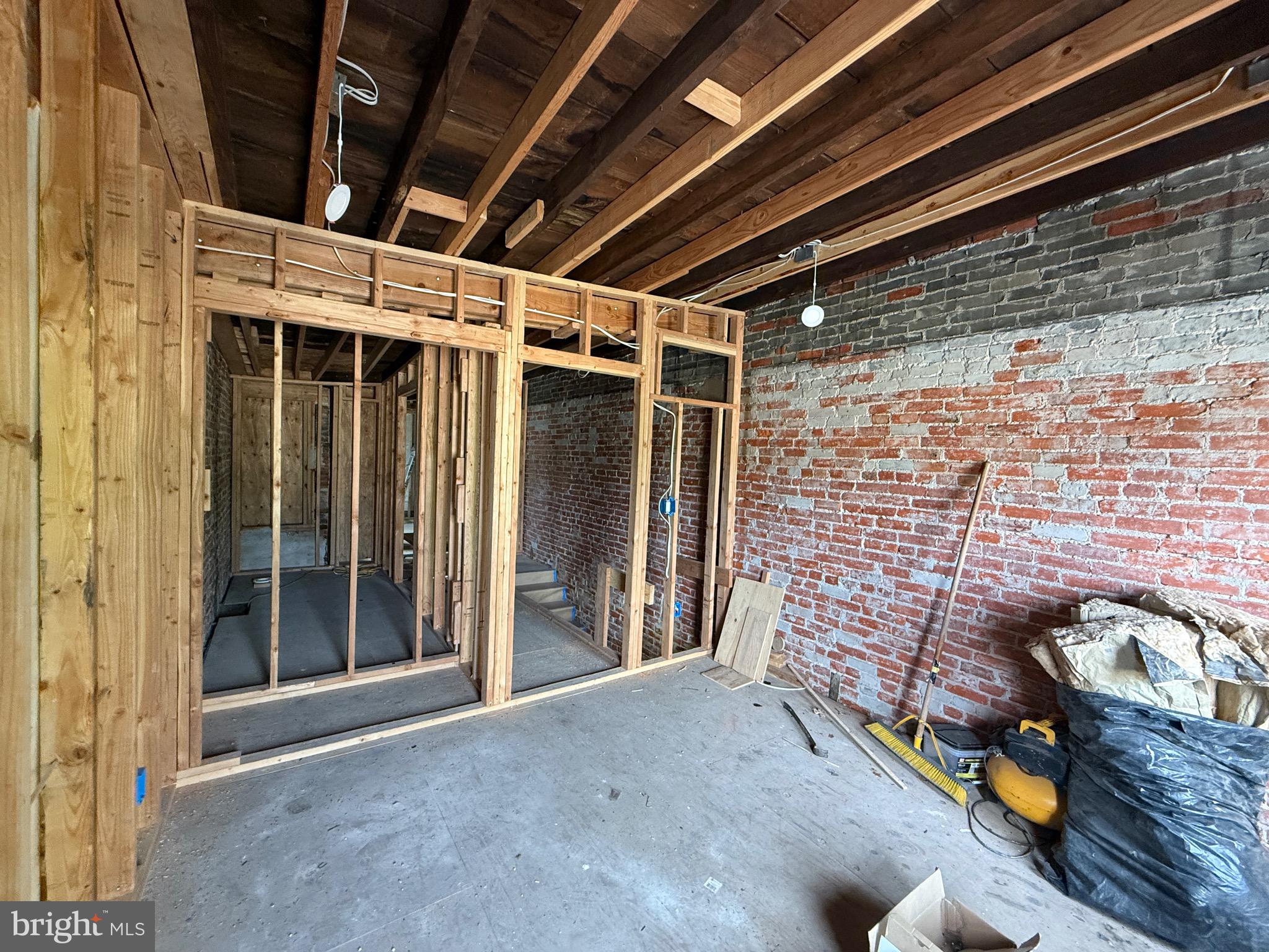 BROWNTOWN - Residential