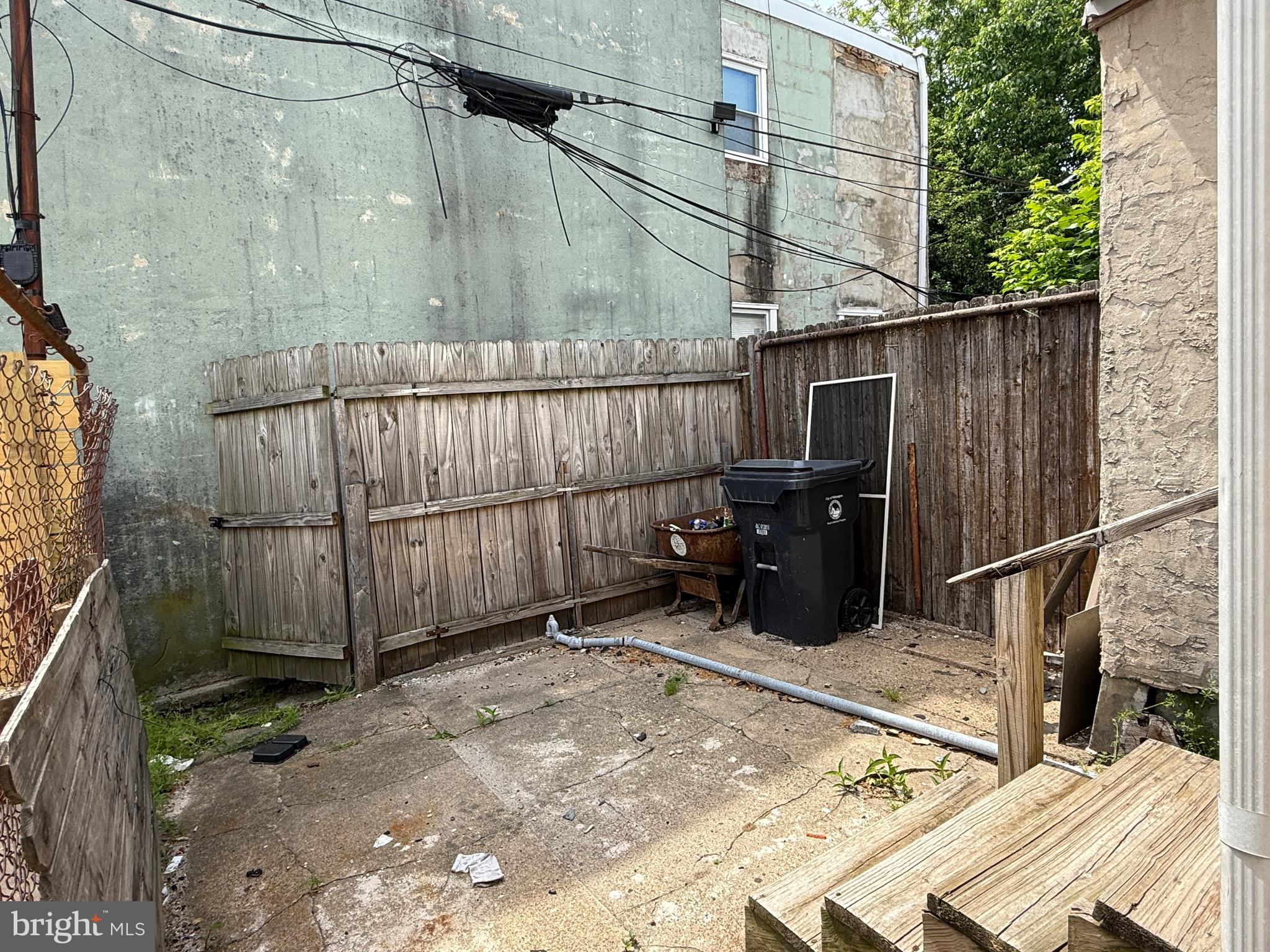 BROWNTOWN - Residential