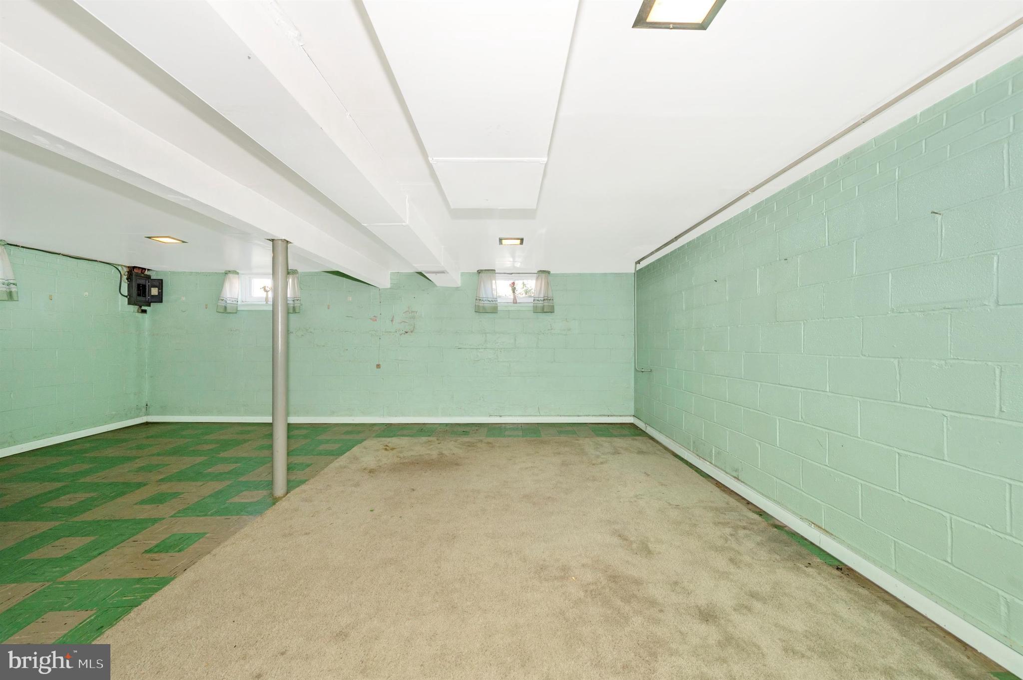 MONOCACY VILLAGE - Residential