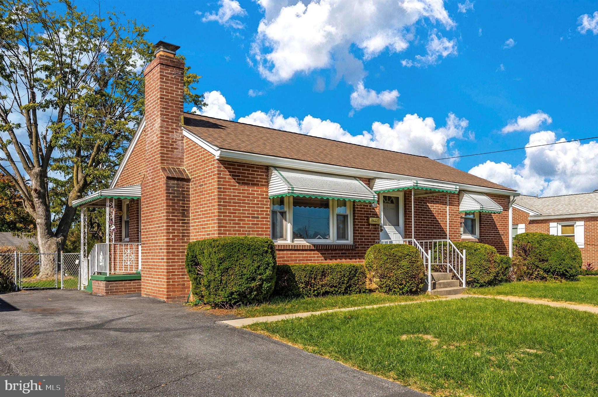 MONOCACY VILLAGE - Residential