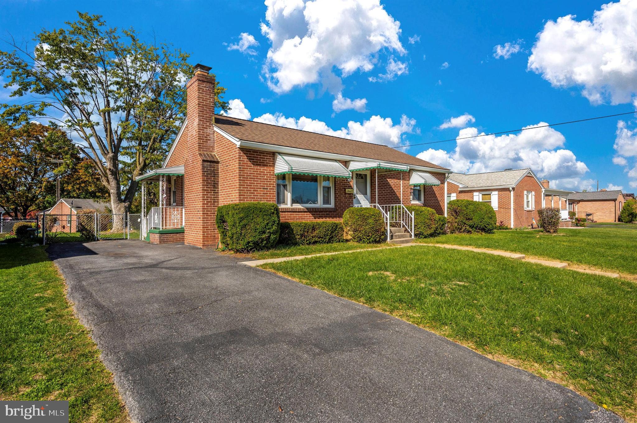 MONOCACY VILLAGE - Residential