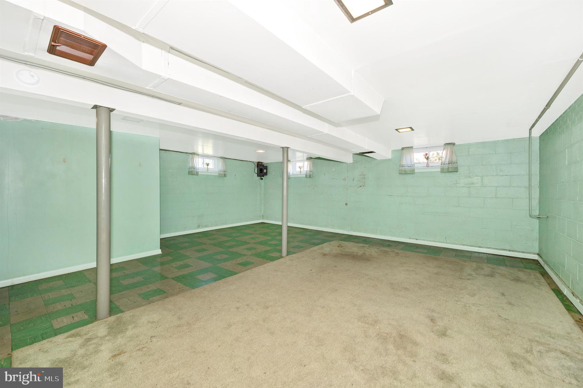 MONOCACY VILLAGE - Residential