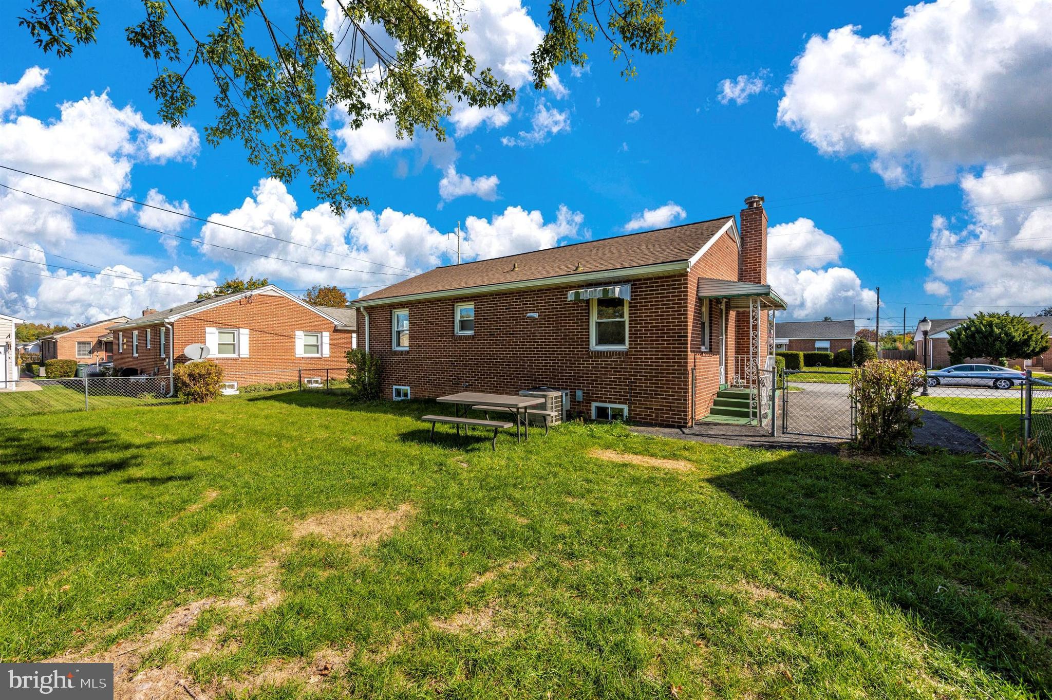 MONOCACY VILLAGE - Residential