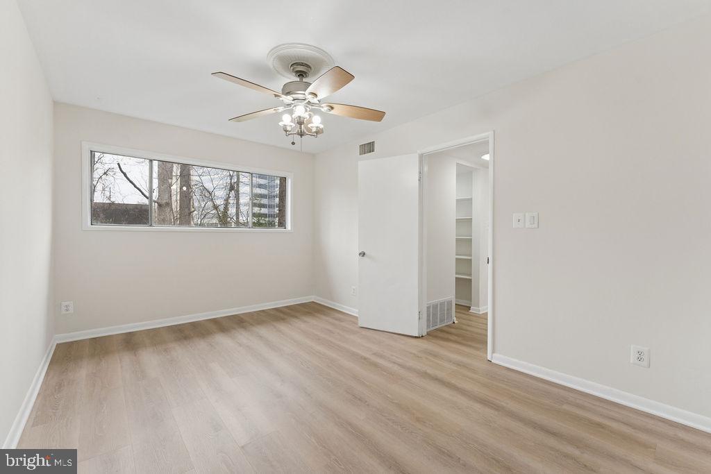 HERITAGE WOODS - Residential