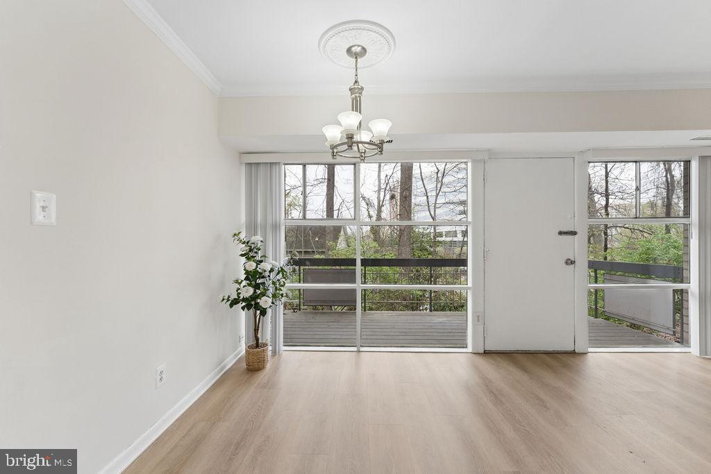 HERITAGE WOODS - Residential