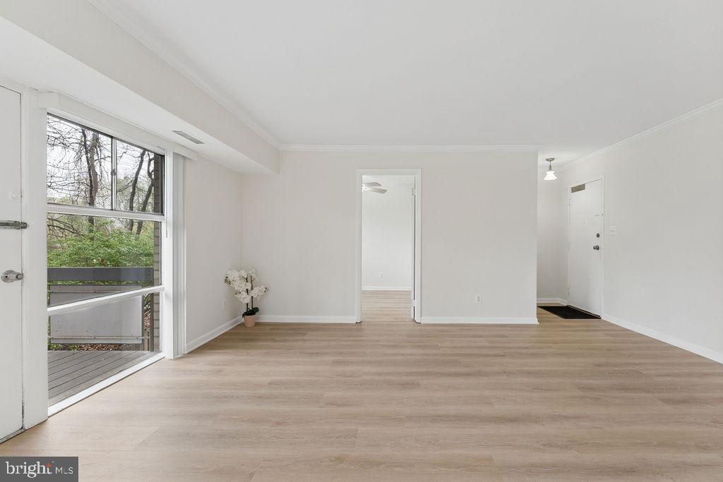 HERITAGE WOODS - Residential