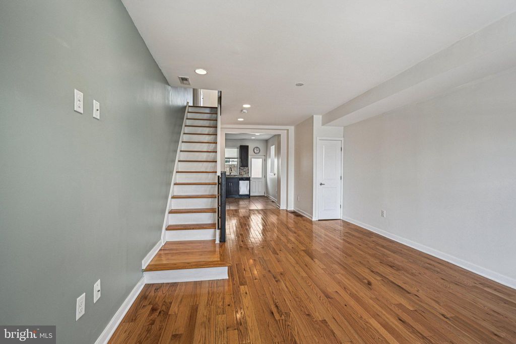 Photo of 137 W Porter Street, PHILADELPHIA, PA 19148 (MLS # PAPH2571220)